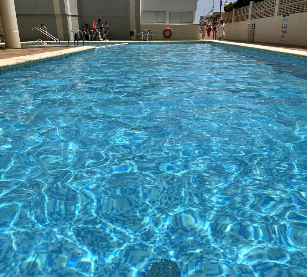 Primera Linea Con Piscina En Calp