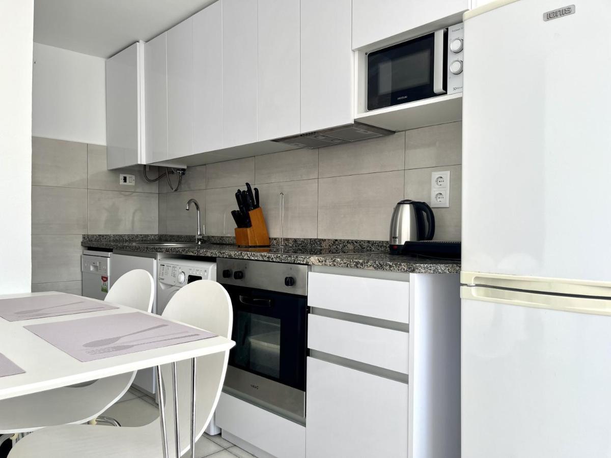 Primera Linea Con Piscina En Appartement *