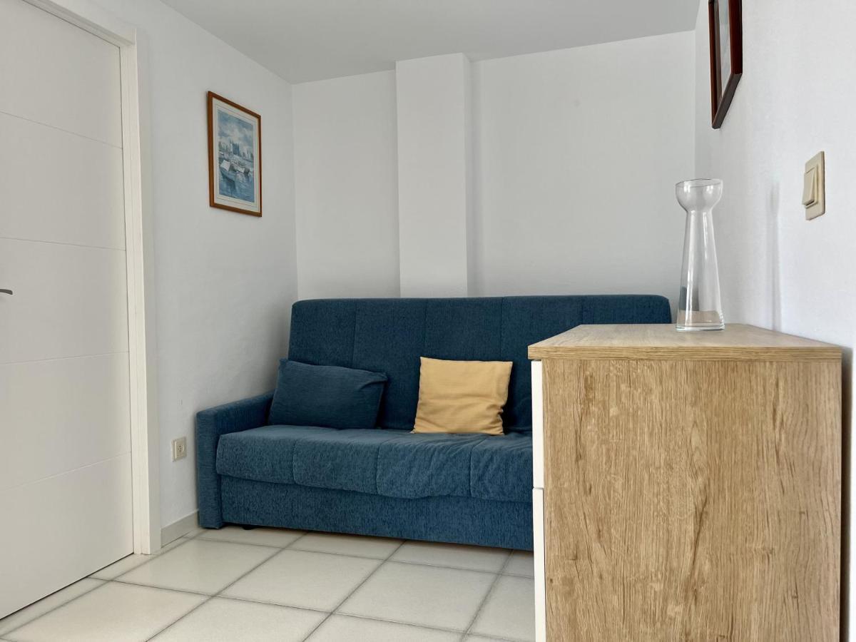 Primera Linea Con Piscina En Calp